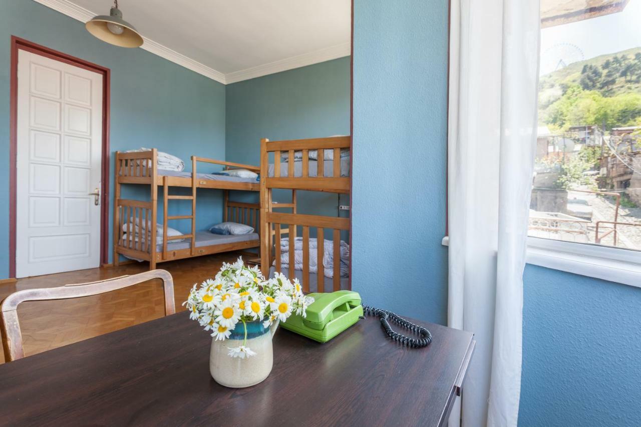 M42 Hostel Tbilisi Eksteriør billede