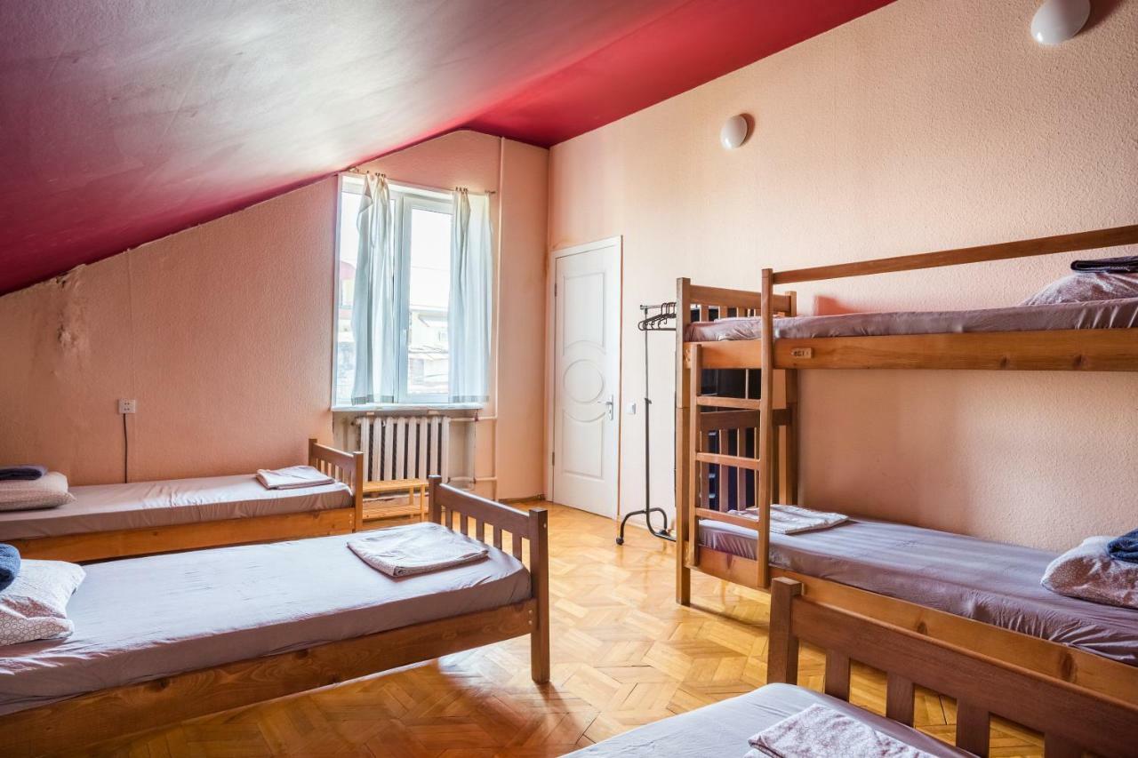 M42 Hostel Tbilisi Eksteriør billede
